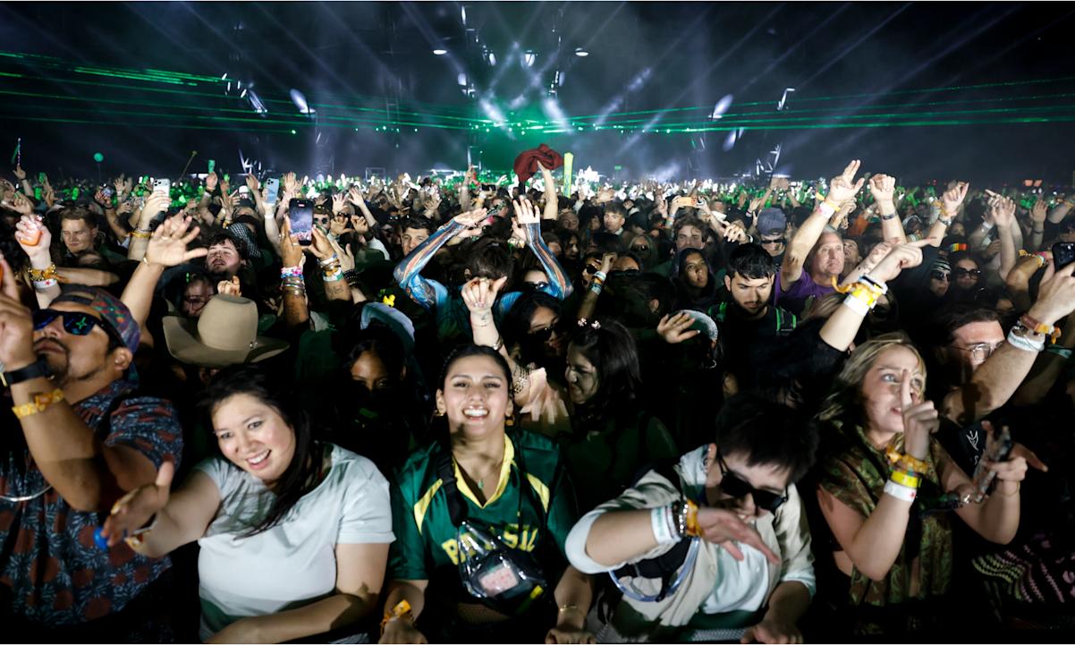 Coachella crowd