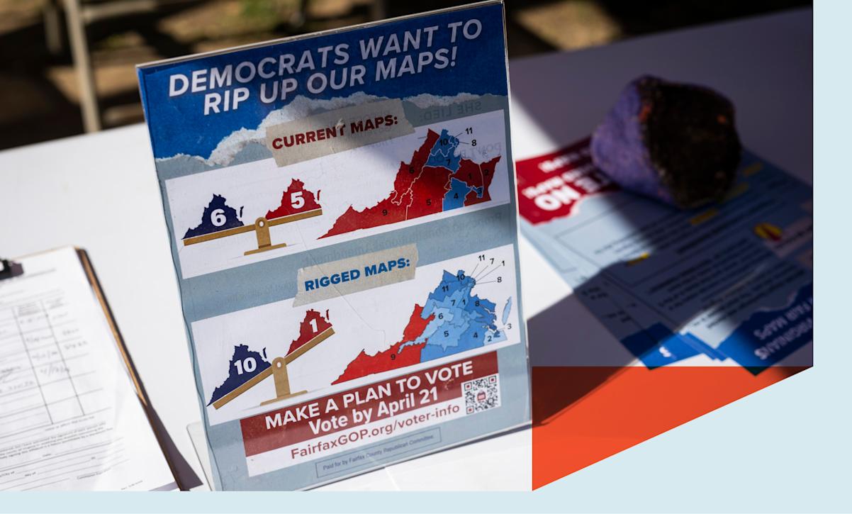A sign about Democrats and redistricting maps. 