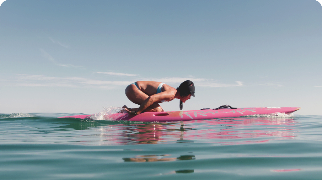 Heli Murray, paddling out for some early morning laps of the bay.